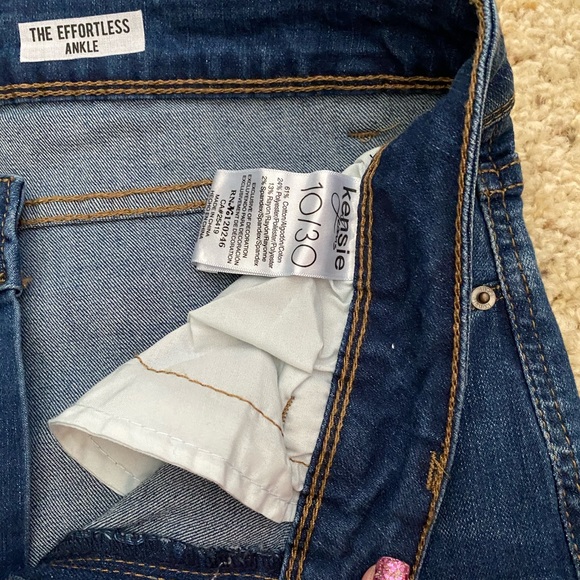 Jeans - Picture 2 of 3